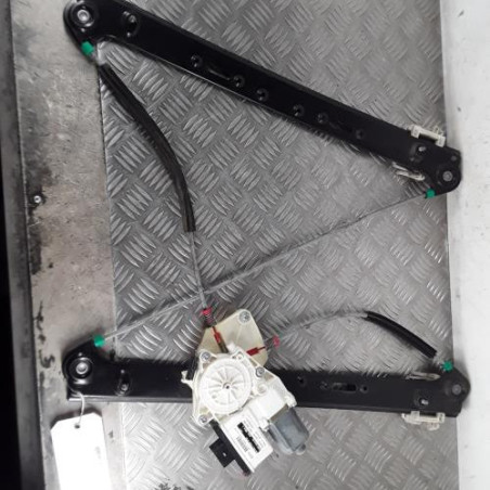 Leve vitre electrique avant droit BMW X3 E83 Photo n°1