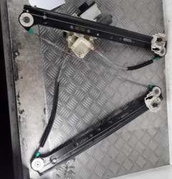 Leve vitre electrique avant droit BMW X3 E83