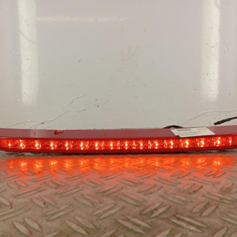 Feu arriere stop central HYUNDAI I 30 3