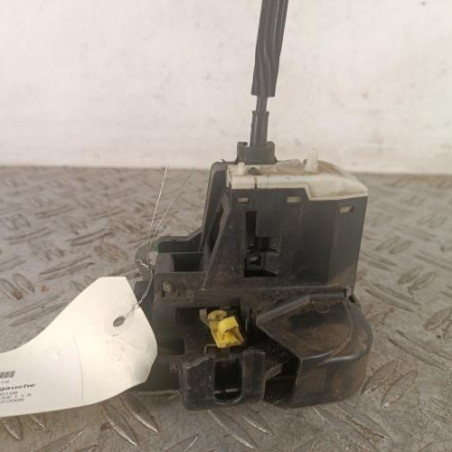 Serrure avant gauche RENAULT CLIO 2 CAMPUS