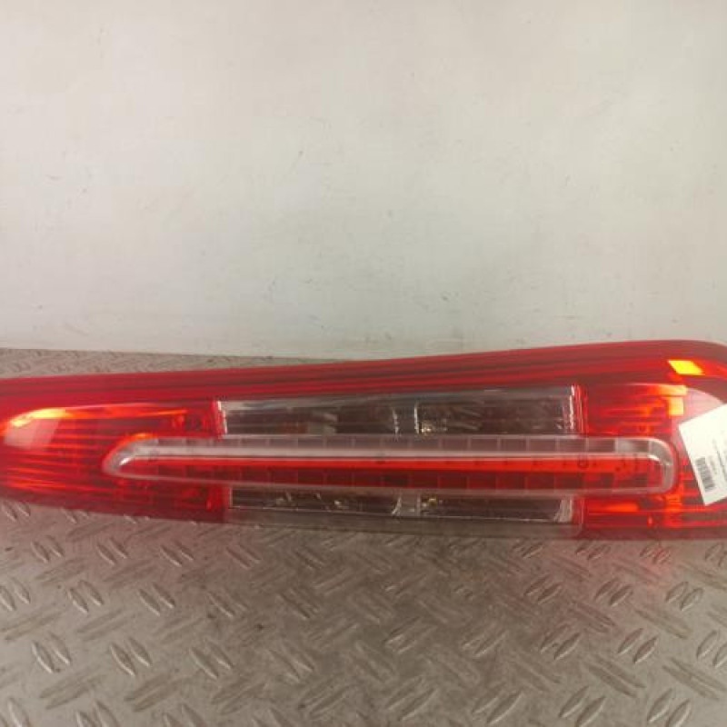 Feu arriere principal droit (feux) FORD C-MAX 1 Feu arriere principal droit (feux) FORD C-MAX 1