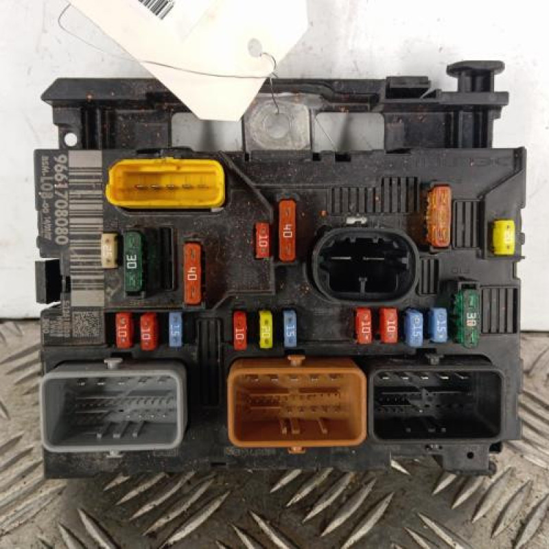 Boitier servitude moteur (BSM) CITROEN C4 PICASSO 1 Boitier servitude moteur (BSM) CITROEN C4 PICASSO 1