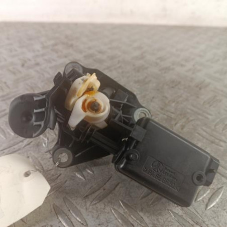 Bouton de coffre RENAULT CLIO 2 CAMPUS