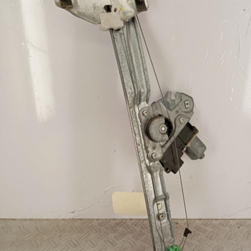 Leve vitre electrique avant droit PEUGEOT 308 1