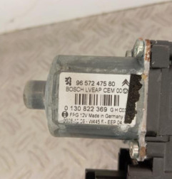Leve vitre electrique avant droit PEUGEOT 308 1 Photo n°4