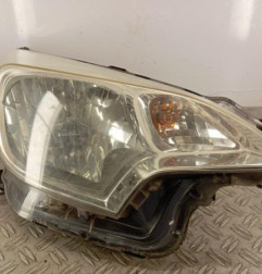 Optique avant principal droit (feux)(phare) TOYOTA VERSO-S