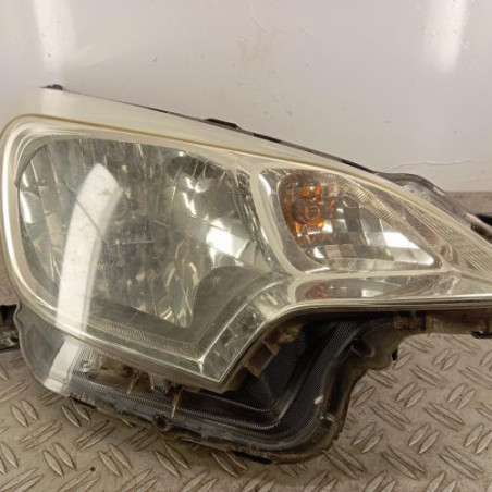 Optique avant principal droit (feux)(phare) TOYOTA VERSO-S