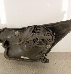 Optique avant principal droit (feux)(phare) TOYOTA VERSO-S Photo n°4