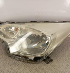 Optique avant principal gauche (feux)(phare) TOYOTA VERSO-S Photo n°1