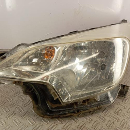 Optique avant principal gauche (feux)(phare) TOYOTA VERSO-S