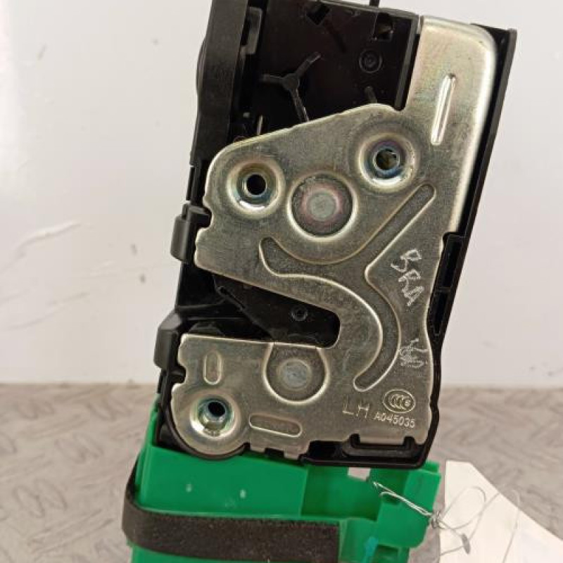 Serrure avant gauche HYUNDAI I 30 3