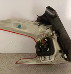 Feu arriere principal droit (feux) PEUGEOT 2008 1 Photo n°4