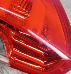 Feu arriere secondaire gauche (feux) PEUGEOT 2008 1