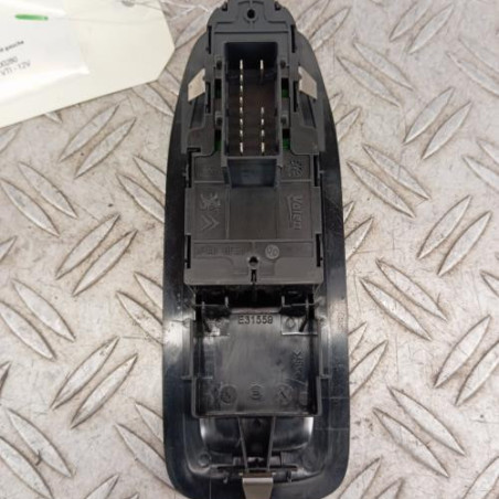 Interrupteur de leve vitre avant gauche PEUGEOT 2008 1