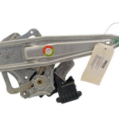 Leve vitre electrique arriere droit TOYOTA AURIS 2 Photo n°1