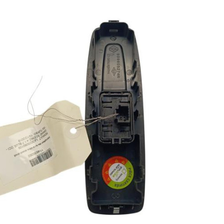 Interrupteur de leve vitre avant droit RENAULT GRAND SCENIC 4