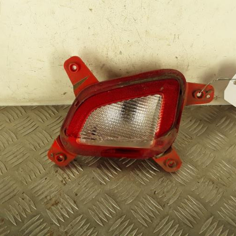 Feu de pare choc arriere droit HYUNDAI I 10 3