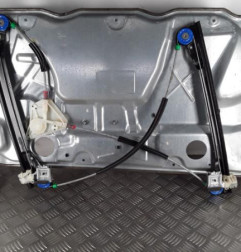 Leve vitre electrique avant droit VOLKSWAGEN POLO 4 Photo n°1