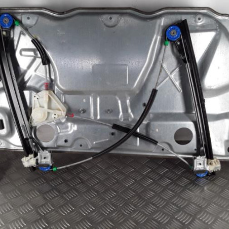 Leve vitre electrique avant droit VOLKSWAGEN POLO 4 Photo n°1