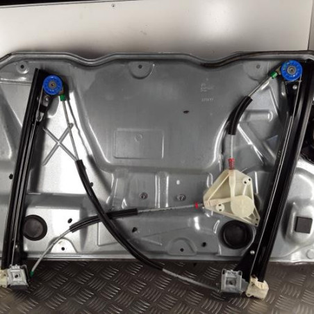 Leve vitre electrique avant gauche VOLKSWAGEN POLO 4