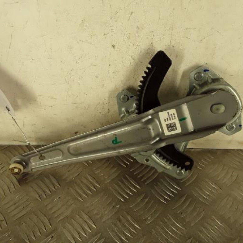 Leve vitre mecanique arriere droit HYUNDAI I 10 3