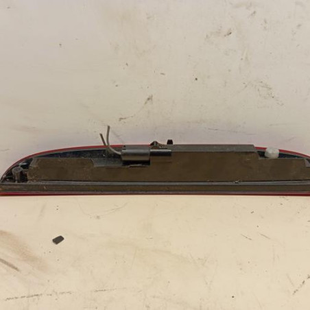 Feu arriere stop central RENAULT CLIO 2 CAMPUS