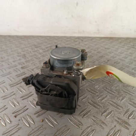 Bloc ABS (freins anti-blocage) OPEL CORSA D