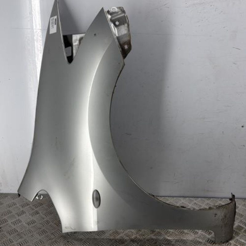 Aile avant droit TOYOTA AURIS 1