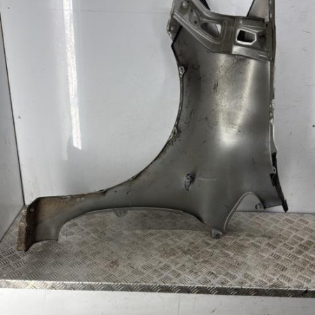 Aile avant droit TOYOTA AURIS 1