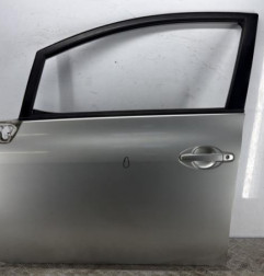 Porte avant gauche TOYOTA AURIS 1 Photo n°1