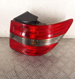 Feu arriere principal droit (feux) MERCEDES CLASSE B 245 Photo n°1