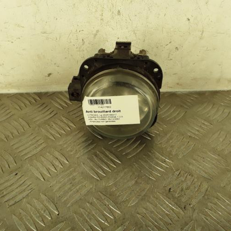 Anti brouillard droit (feux) CITROEN XSARA PICASSO Anti brouillard droit (feux) CITROEN XSARA PICASSO