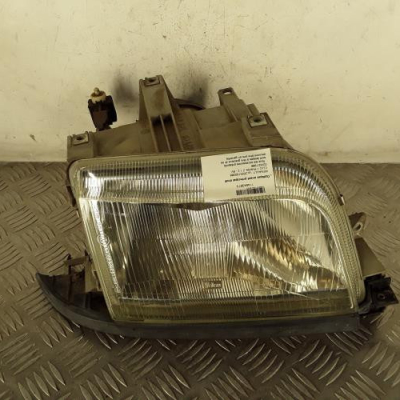 Optique avant principal droit (feux)(phare) RENAULT CLIO 1