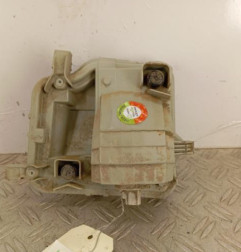 Feu de pare choc arriere gauche TOYOTA VERSO-S