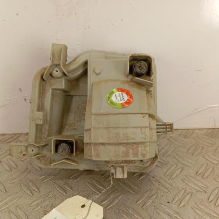 Feu de pare choc arriere gauche TOYOTA VERSO-S