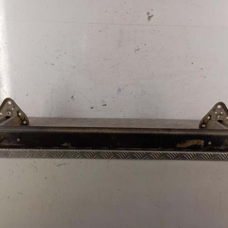 Renfort pare choc arriere (traverse) TOYOTA VERSO-S