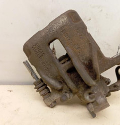 Etrier arriere droit (freinage) RENAULT TRAFIC 2 Photo n°1