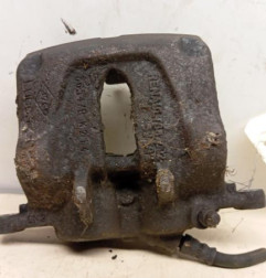 Etrier avant droit (freinage) RENAULT TRAFIC 2 Photo n°1