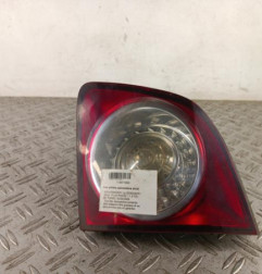 Feu arriere secondaire droit (feux) VOLKSWAGEN GOLF PLUS Photo n°1