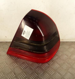 Feu arriere principal droit (feux) MERCEDES CLASSE C 202 Photo n°1