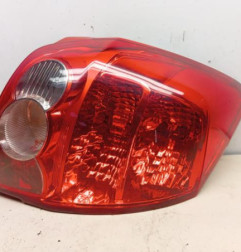 Feu arriere principal droit (feux) TOYOTA AURIS 1 Photo n°1