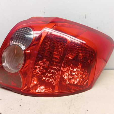 Feu arriere principal droit (feux) TOYOTA AURIS 1 Photo n°1