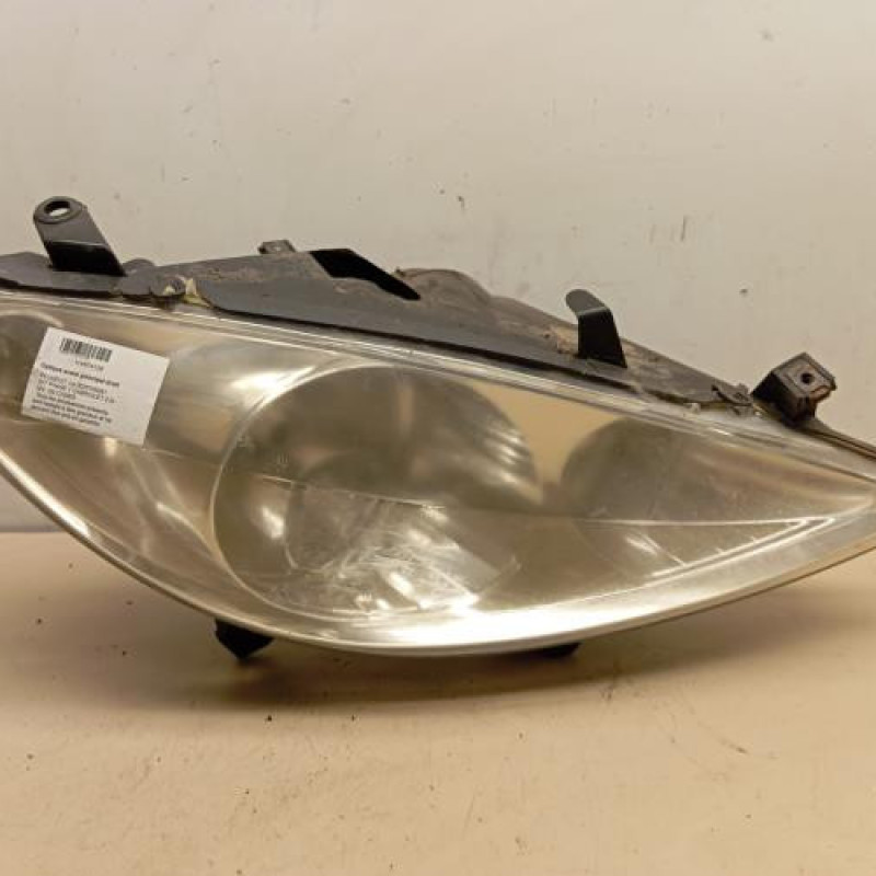 Optique avant principal droit (feux)(phare) PEUGEOT 307