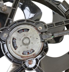 Ventilateur eau OPEL VIVARO 1 Photo n°3