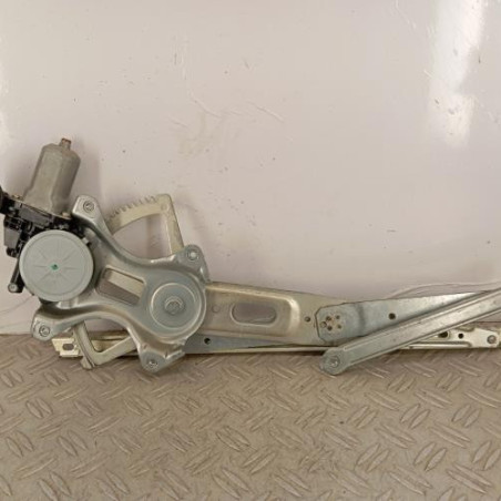 Leve vitre electrique avant droit TOYOTA VERSO-S