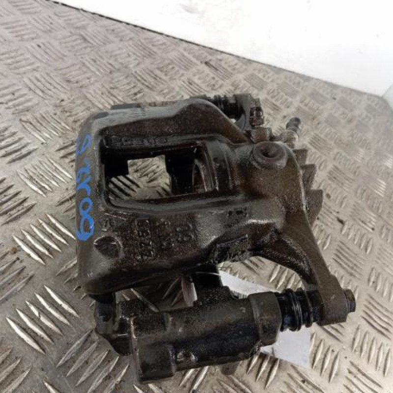 Etrier avant droit (freinage) NISSAN NV300 Etrier avant droit (freinage) NISSAN NV300