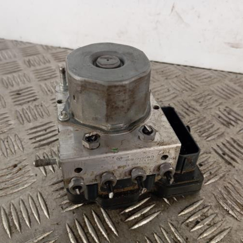 Bloc ABS (freins anti-blocage) MERCEDES CLASSE B 246 Bloc ABS (freins anti-blocage) MERCEDES CLASSE B 246