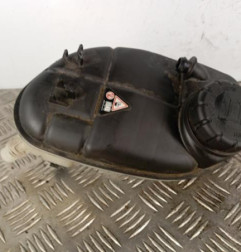 Vase d'expansion MERCEDES CLASSE B 246 Photo n°1
