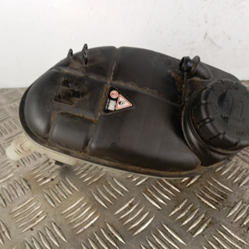 Vase d'expansion MERCEDES CLASSE B 246