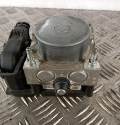 Bloc ABS (freins anti-blocage) OPEL CORSA D